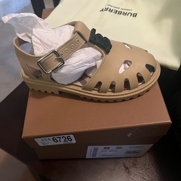 Burberry Other - Brand new Burberry shoes size 11c